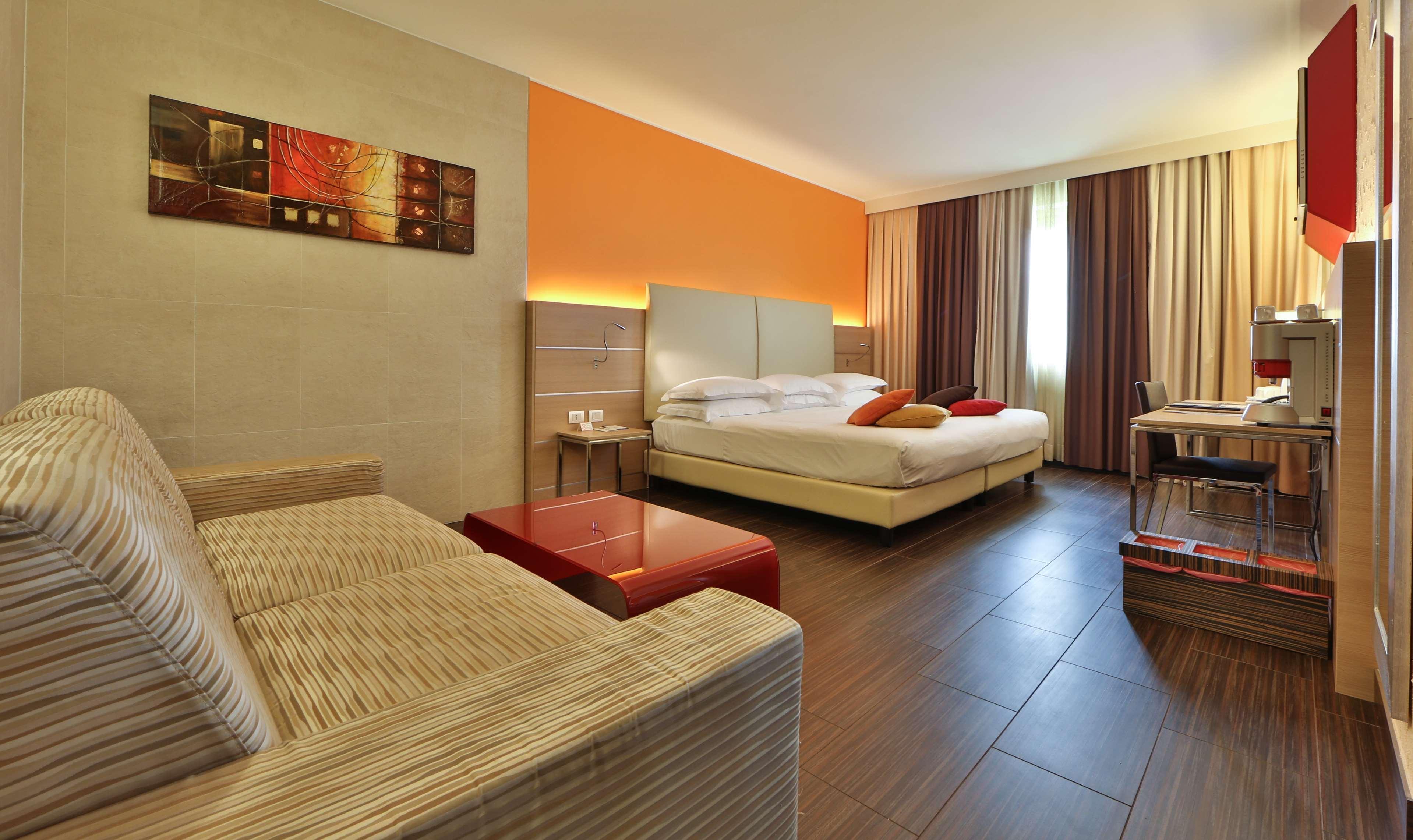 Best Western Plus Soave Hotel 圣博尼法乔 外观 照片
