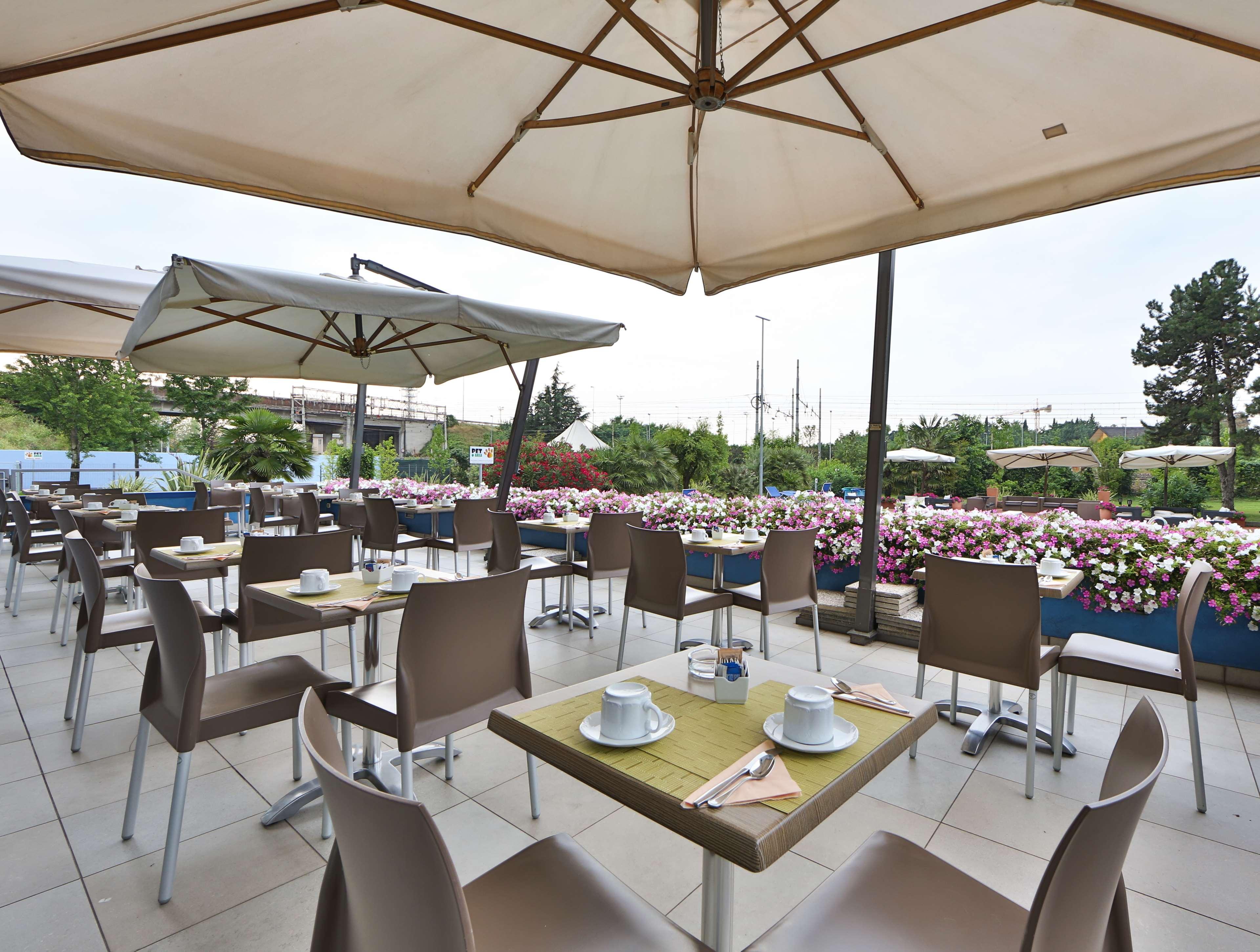 Best Western Plus Soave Hotel 圣博尼法乔 餐厅 照片