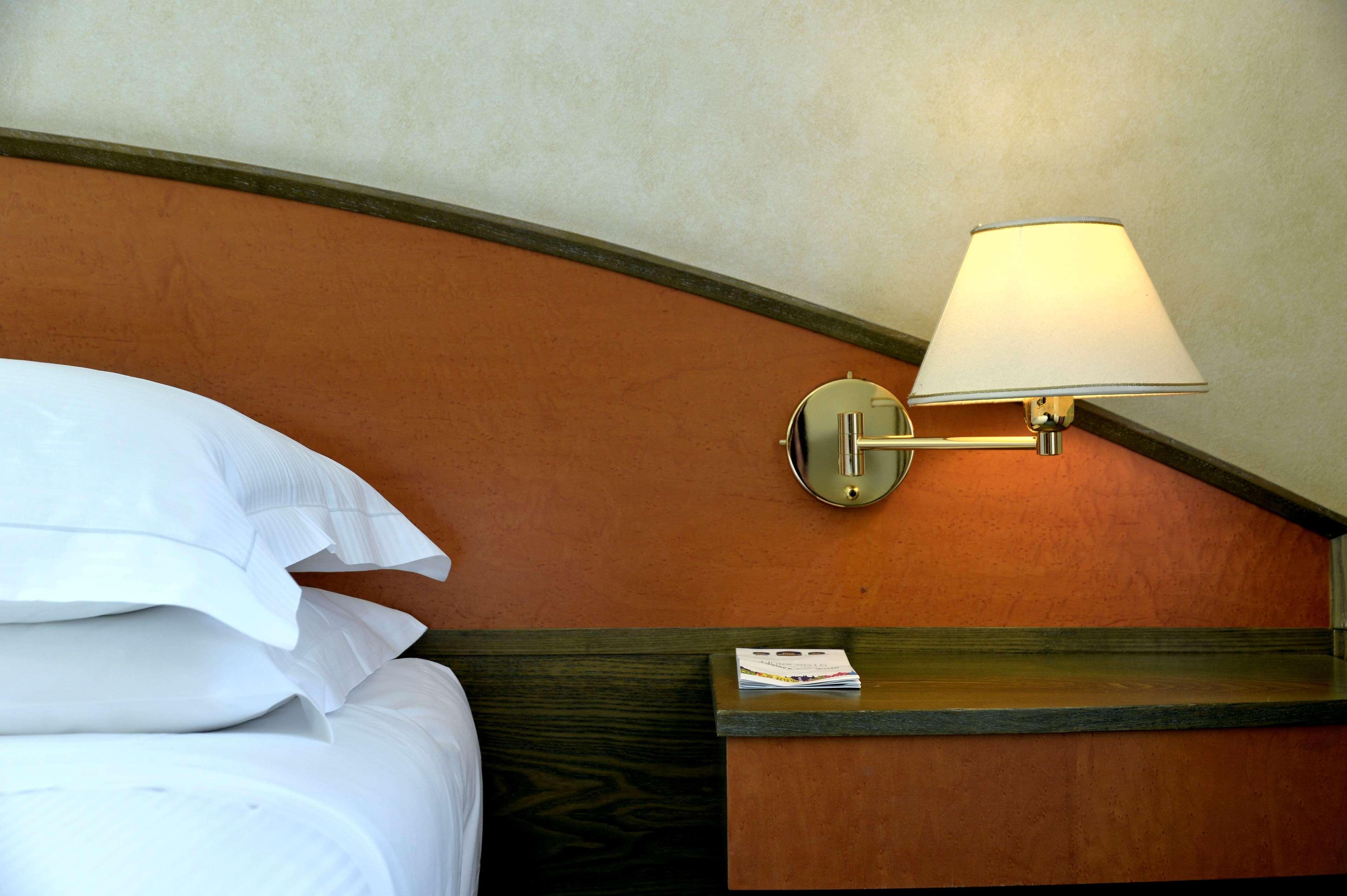 Best Western Plus Soave Hotel 圣博尼法乔 外观 照片