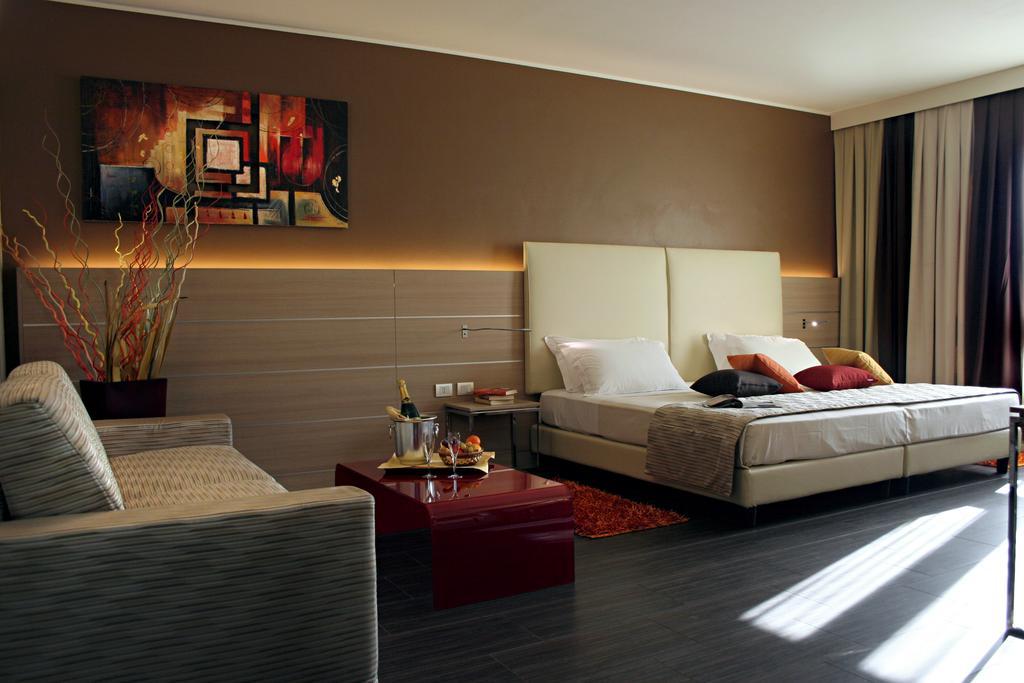 Best Western Plus Soave Hotel 圣博尼法乔 客房 照片