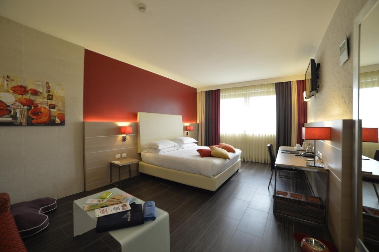 Best Western Plus Soave Hotel 圣博尼法乔 外观 照片