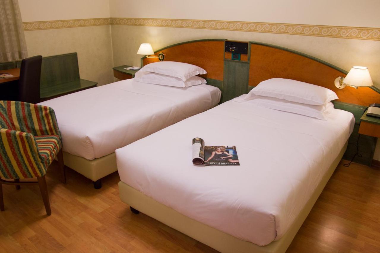 Best Western Plus Soave Hotel 圣博尼法乔 外观 照片